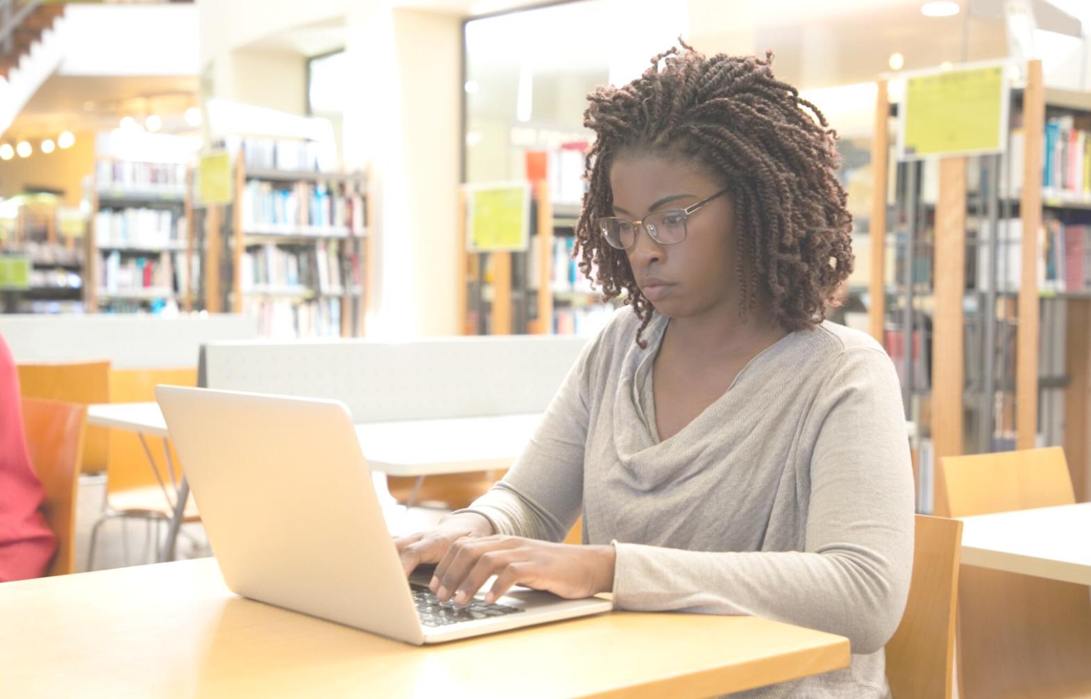 Finanzanalyse Arbeitsplatz